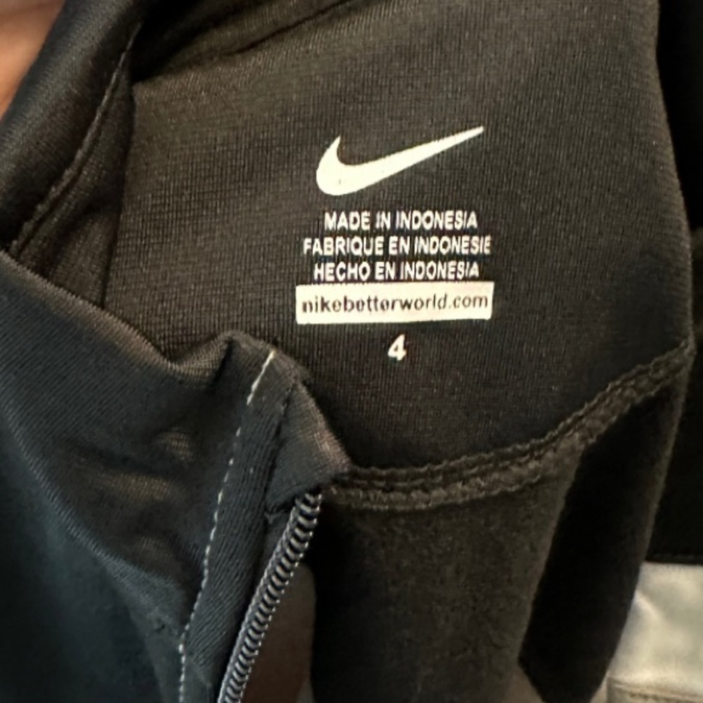 Nike Zip‎ Jacket nwt - Picture 6 of 7